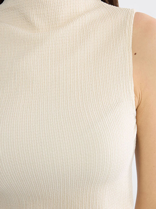 Dik Yaka Dokulu Bluz