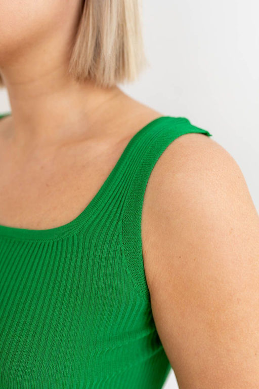 Топ Д-108 бенеттон