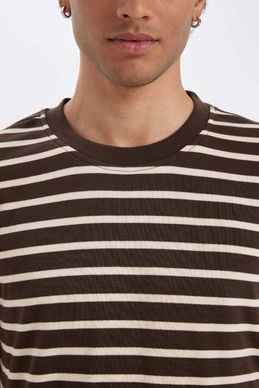 Полосатая футболка из плотной ткани с короткими рукавами и круглым вырезом Comfort Fit - Defacto фото 5