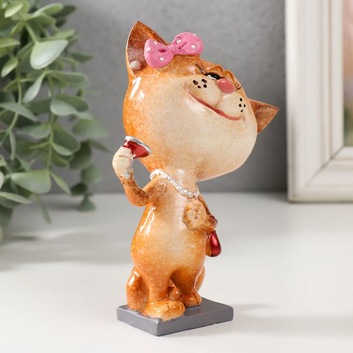 Цена за 2 шт. Фигурка полистоун лак «Кошечка с бокалом», 8.3×6.2×13.8 см