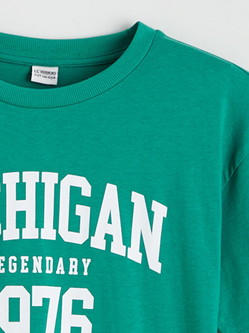 Bask?l? Erkek ?ocuk Ti??rt