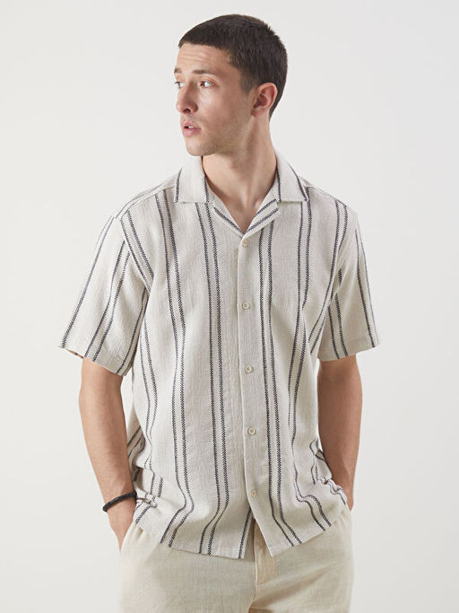 Regular Fit K?sa Kollu ?izgili Arm?rl? Erkek G?mlek