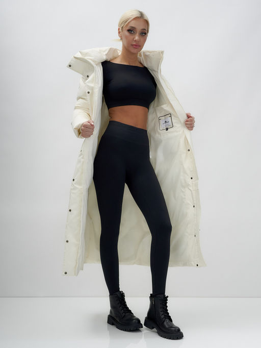 Пальто утепленное стеганное зимнее с капюшоном женское бежевого цвета 9602B - Mtforce фото 17