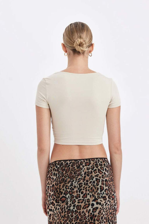 Базовая футболка с короткими рукавами и U-образным вырезом - Defacto фото 6