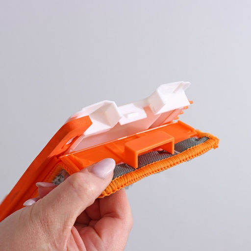 Швабра с отжимом, водосгоном и щёткой Raccoon, 2 насадки из микрофибры 50?11 см, стальная ручка 141 см фото 38