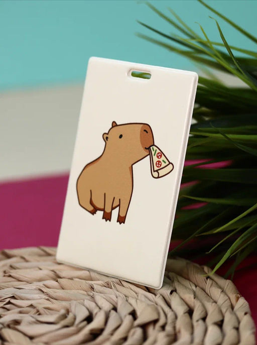 Держатель для карт Capybara pizza (6,5 х 10,4 см)