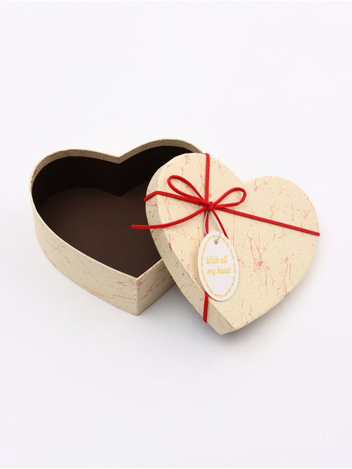 Набор подарочных коробок сердце 3 в 1, бежевый с акцентом, 22?20?9; 18.5?17?7.5; 16?14?6 см