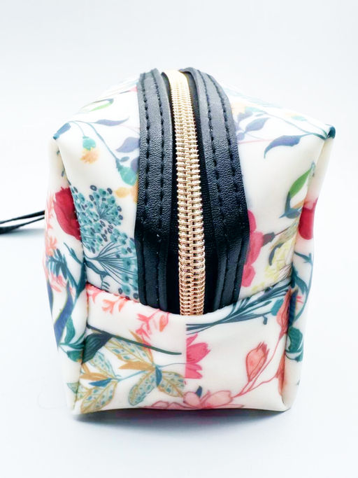 Sunflower Косметичка-пенал женская непромокаемая 1605, разноцветные цветы и травы фото 6