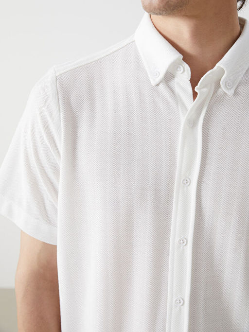 Regular Fit K?sa Kollu Desenli Poplin Erkek G?mlek