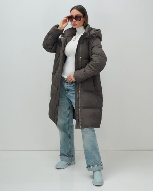 Пальто зимнее утепленное с капюшоном женское темно-коричневого цвета 7618TK - Visdeer фото 3