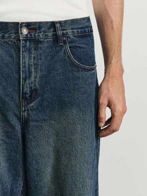 Джинсы relax fit / Zarina