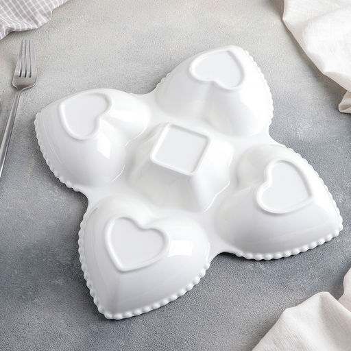 Менажница «Сердца», 5 секций, 25×5 см, керамика, белая