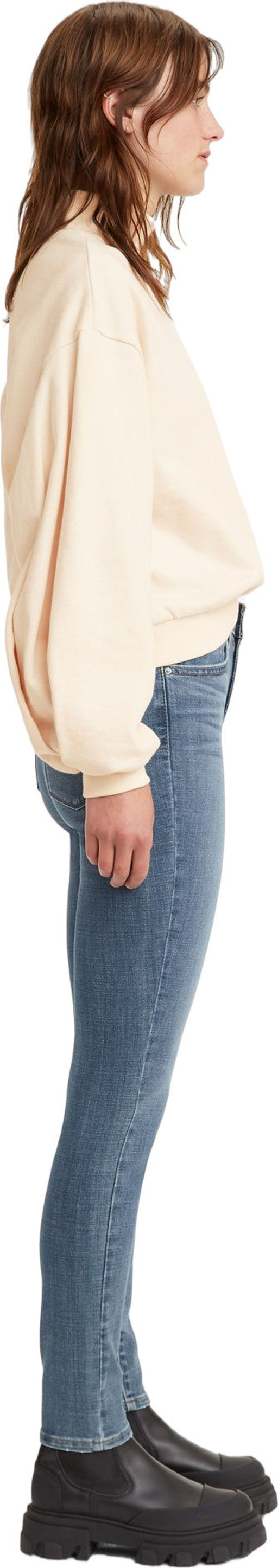 Джинсы женские