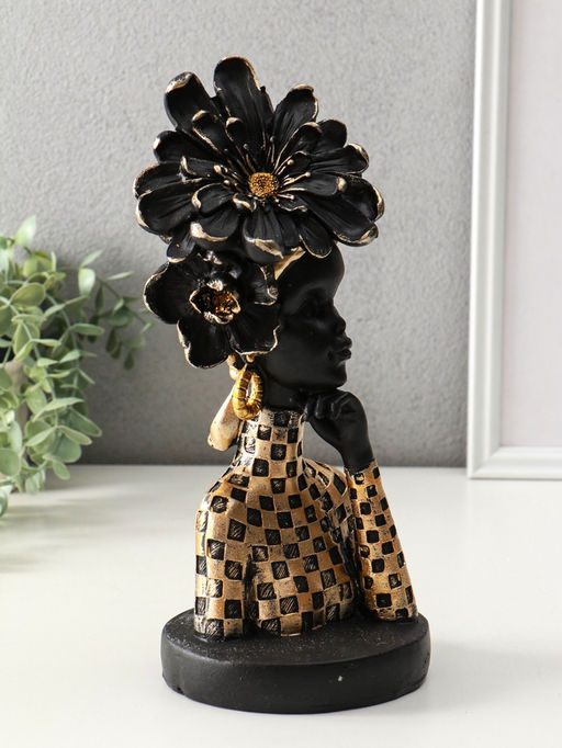 Бюст полистоун «Девушка с цветком, в наряде в клетку», чёрный, 13.3×12.3×29.5 см
