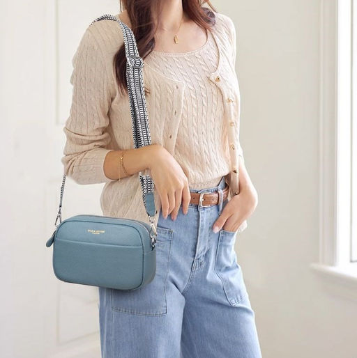 Bags Сумка женская / кожа / 	 03810702