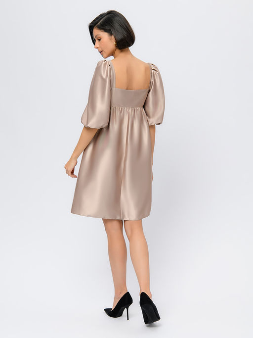 Платье бежевое длины мини с рукавами 3/4 и фигурным вырезом - 1001dress фото 4