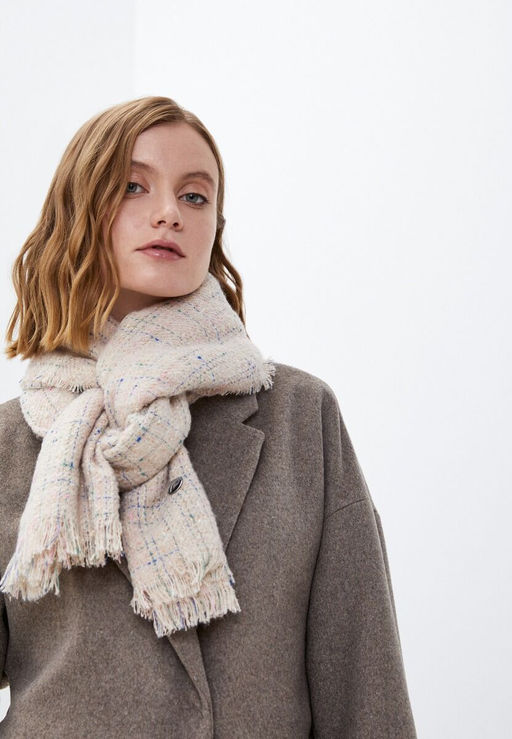 Палантин белый с люрексовой и буклированной нитями