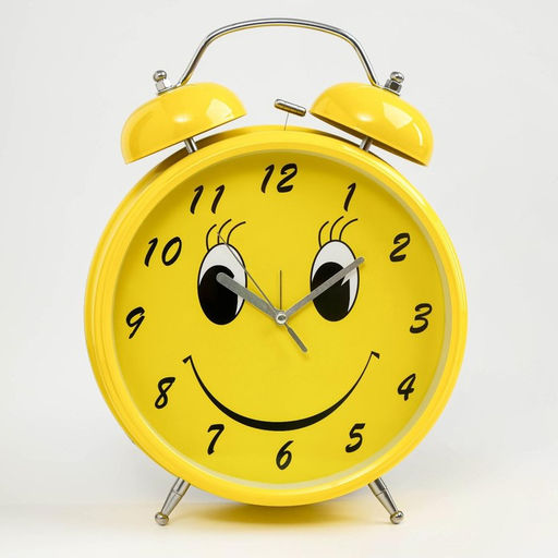 Часы - будильник настольные «Смайл», на подвесе, дискретный ход, d=20 см, 30×23 см, от батареек 2хАА