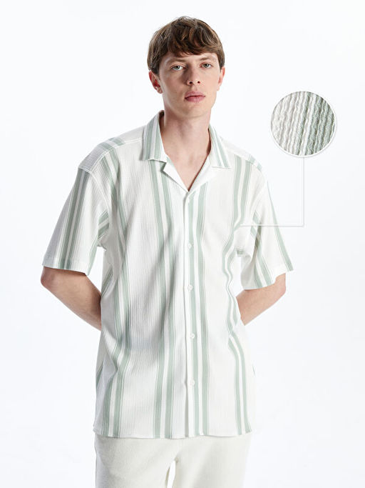 Regular Fit K?sa Kollu ?izgili Erkek Dokulu G?mlek