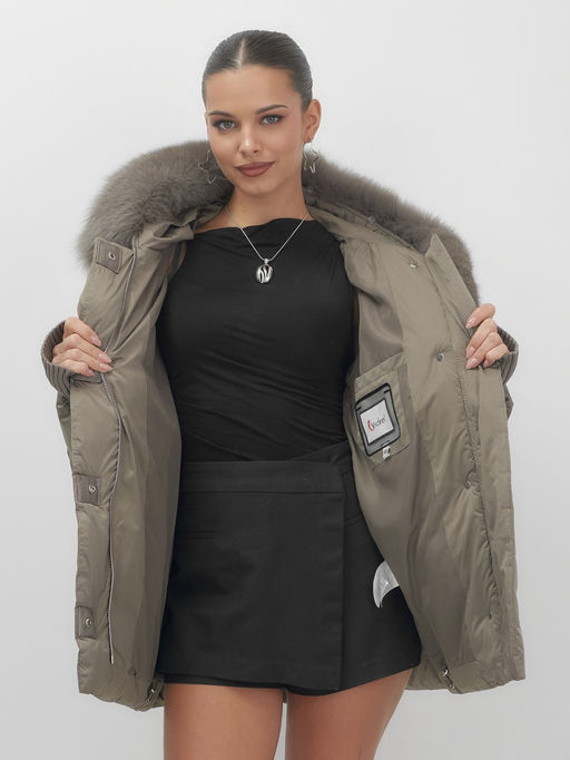 Куртка зимняя женская с мехом и капюшоном тренд коричневого цвета 7658K - Visdeer фото 8