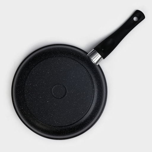 Сковорода Доляна «Элит», d=24 см, пластиковая ручка, антипригарное покрытие, алюминий, чёрная