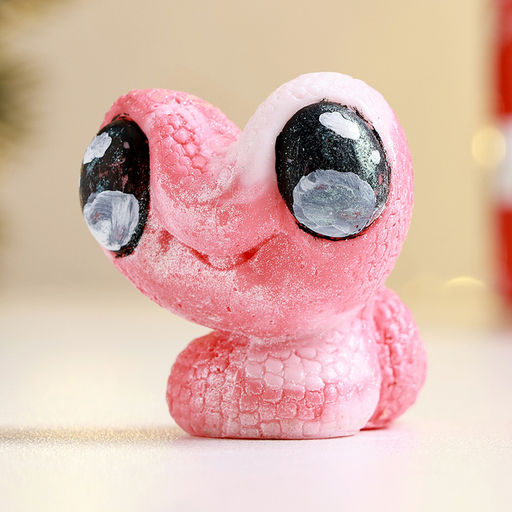 Цена за 2 шт. Фигурное мыло Змея Пучеглазик в форме сердца розовая с серебром - Мыльные штучки фото 2