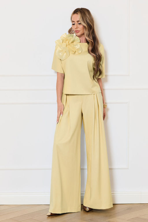 Костюм Golden Valley 6745-1 желтый