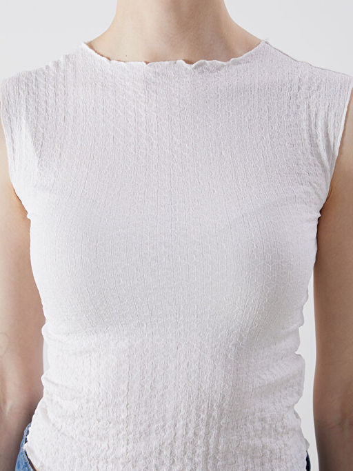 Bisiklet Yaka Dokulu Bluz