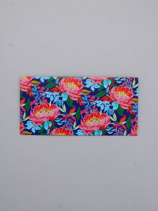 Цена за 10 шт. Конверт для денег Цветы, яркие на синем, 16,5 х 8 см