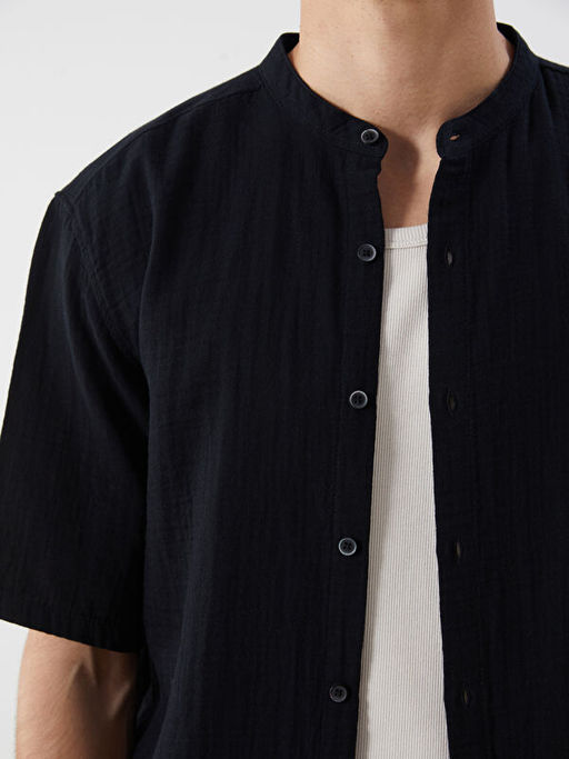 Regular Fit Hakim Yaka K?sa Kollu M?slin Erkek G?mlek