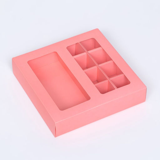 Цена за 2 шт. Коробка для 8 конфет + шоколад, с окном, розовая, 17.7×17.7×3.8 см