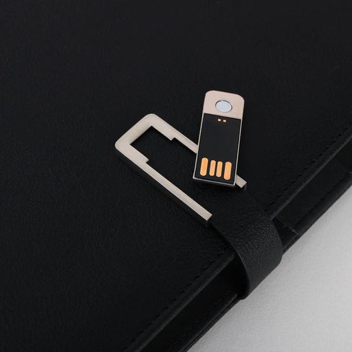 Ежедневник со встроенным зарядным устройством 8000 мАh и флешкой 16 ГБ Универсальный, 17,5 х 23,5 см - Like me фото 4