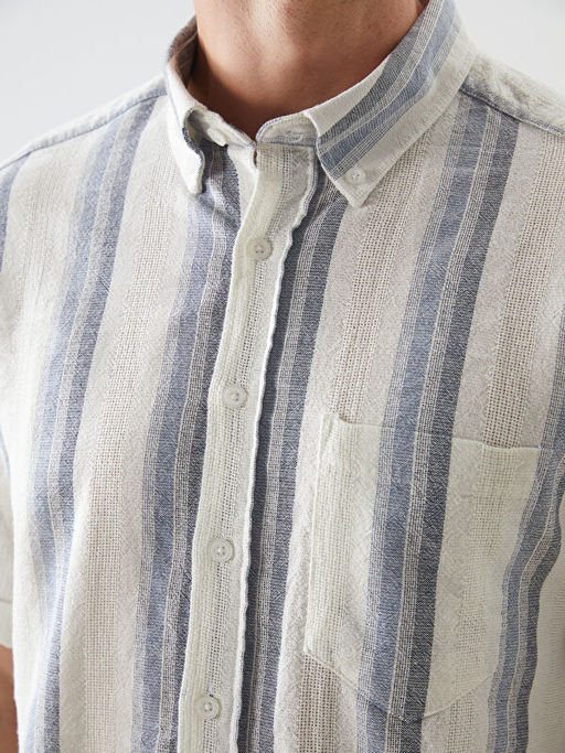 Regular Fit K?sa Kollu ?izgili Erkek G?mlek