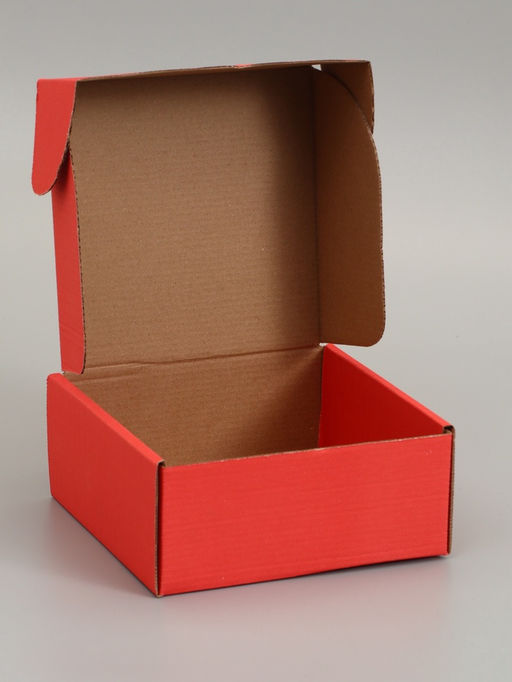 Цена за 3 шт. Коробка самосборная, красная, 18 х 18 х 8 см,