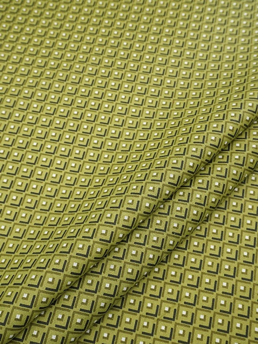 Бязь "Геометрия - уголки" цв.св.оливково-зеленый, ш.1.5м, хлопок-100%, 120гр/м.кв