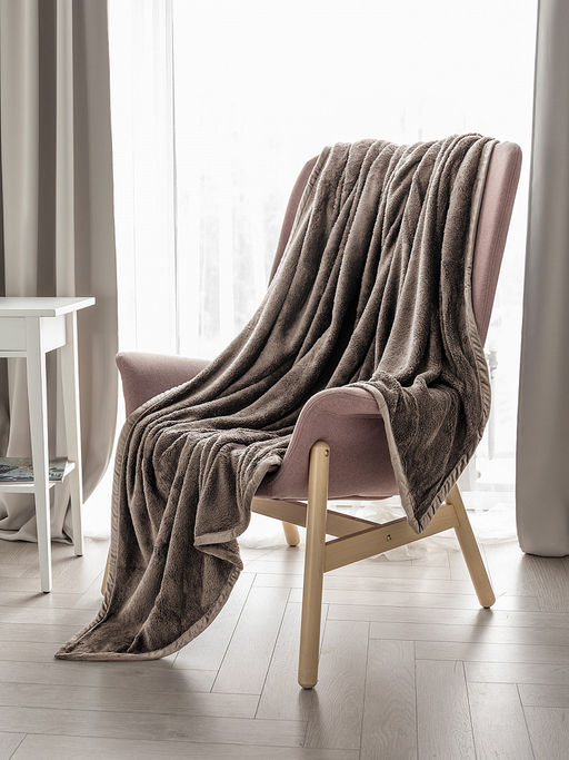 Плед плюшевый 150x200 коричневый