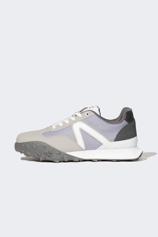 Мужские кроссовки из искусственной кожи со шнуровкой на зубчатой подошве