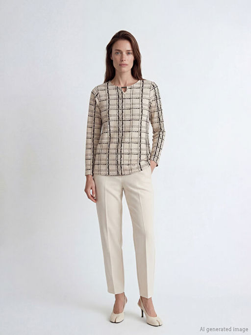 Bisiklet Yaka Desenli Bluz