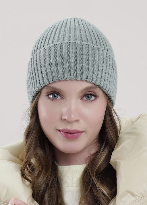 Шапка женская