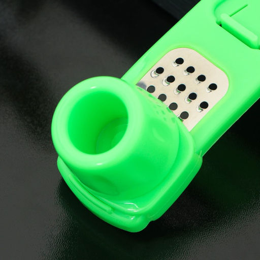 Цена за 2 шт. Тёрка для чеснока с держателем Доляна, 14 см, малая, МИКС фото 5