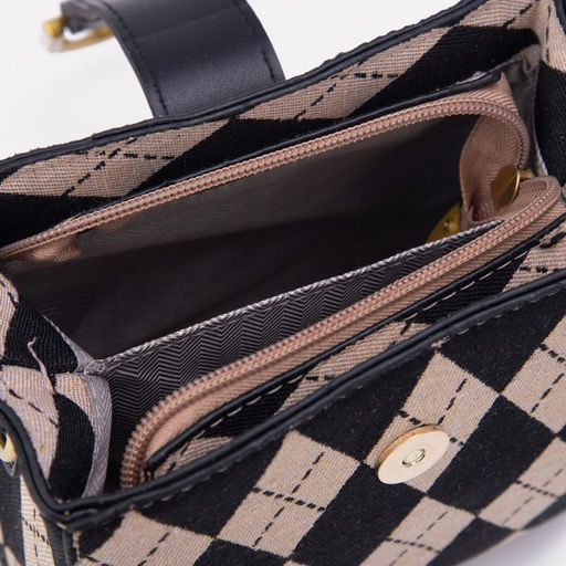 Кросс-боди на молнии, длинный ремень, цвет чёрный - Simaland фото 3