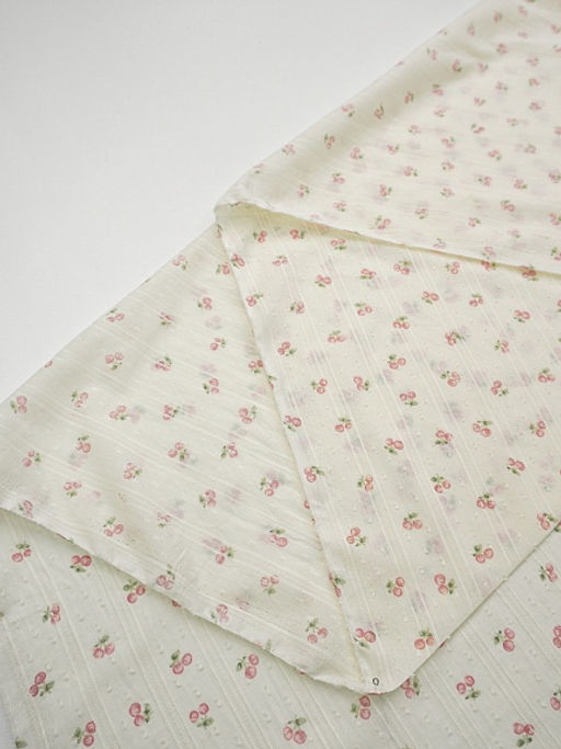 Фактурный хлопок с мережкой-полосой Вишенки - подружки цв.розовый, ш.1.45м, хл-100%, 70гр/м.кв - Купава фото 4