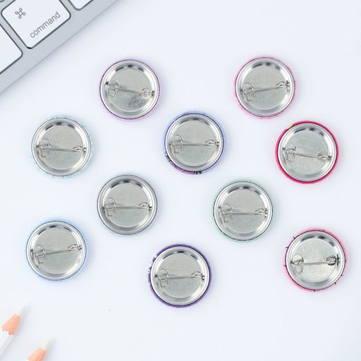 Цена за 10 шт. Значок металлический, закатной Аниме, d=2.5 см, МИКС