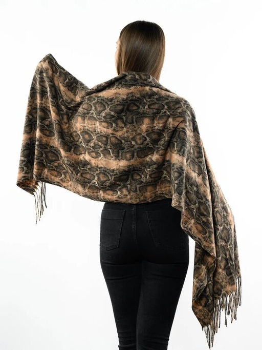 Яркий палантин с анималистичным принтом - Pretty mania фото 6