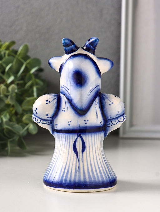 Фигурка фарфор «Коза Глаша», 14 см, гжель