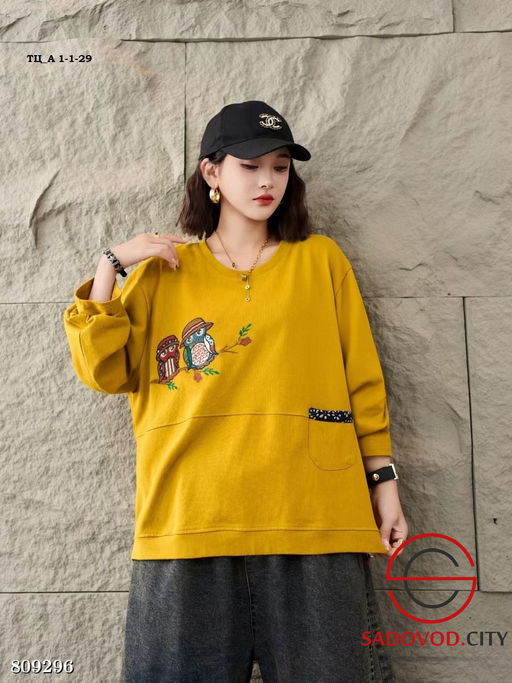 Женский пуловер с круглым вырезом и вышивкой - Bruno фото 5