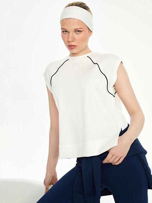 Bisiklet Yaka Oversize Kad?n Ti??rt