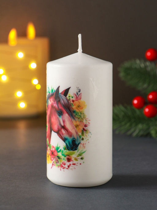 Цена за 2 шт. Свеча новогодняя 50×100 мм, с декором, конь, белая