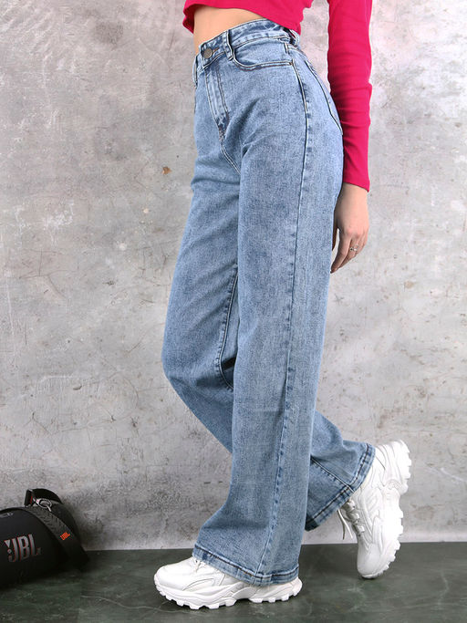 Джинсы женские трубы