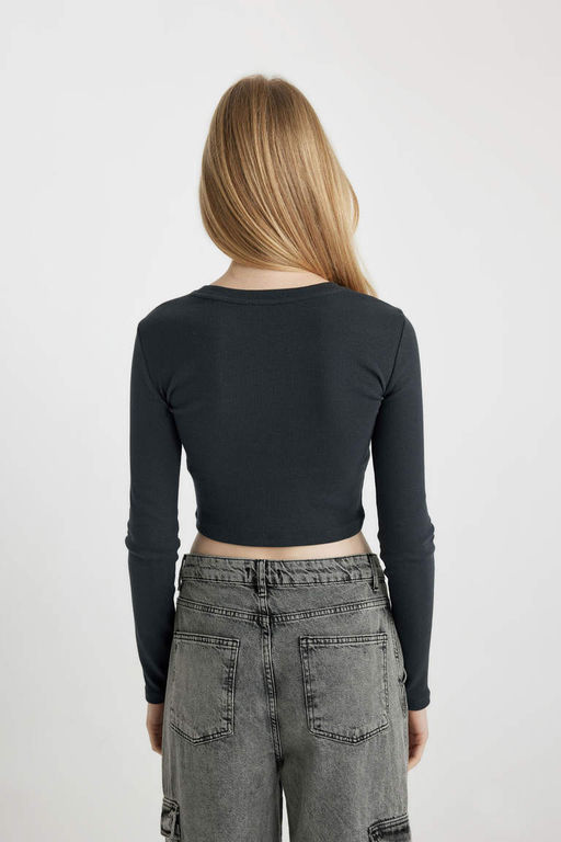 Крутая приталенная футболка в рубчик с длинными рукавами - Defacto фото 5